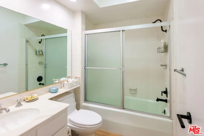 1520 Camden Avenue #105 photo 17