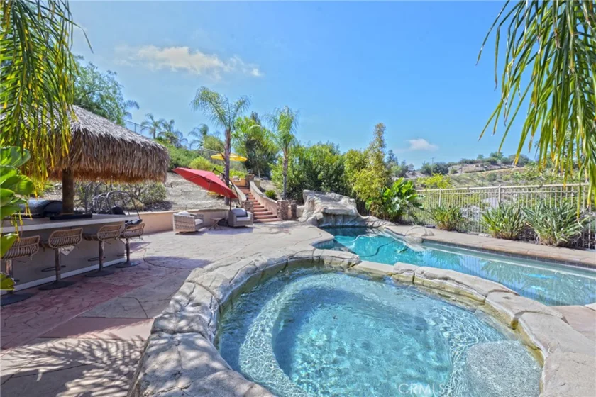 26784 Lemon Grass photo 2