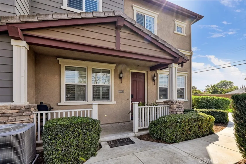 3894 Polk photo 2