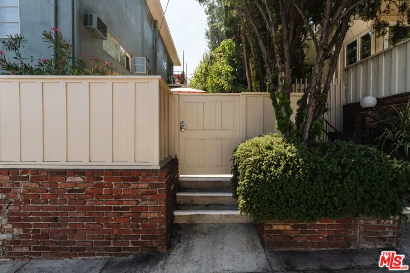 4501 Finley Avenue #10 photo 42
