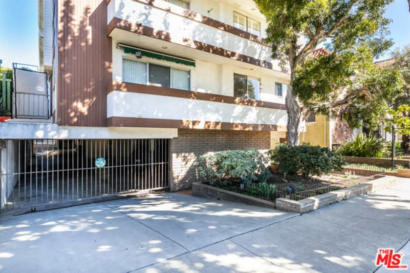 1127 10th Street #102 photo 1