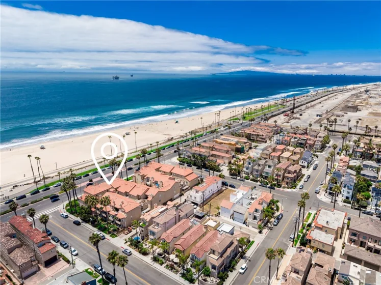2000 Pacific Coast Hwy #108 photo 1