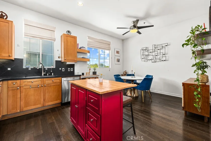 5300 Playa Vista Drive #5 photo 10