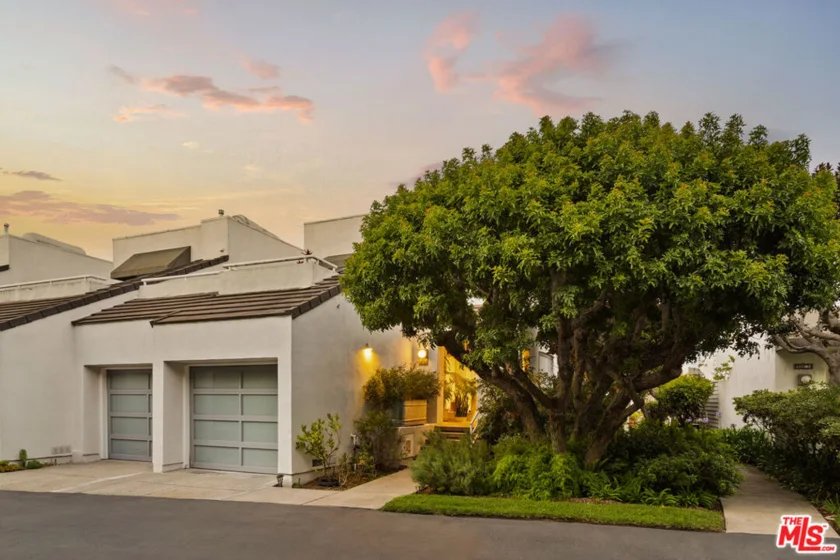 610 Harbor Street #1 photo 37