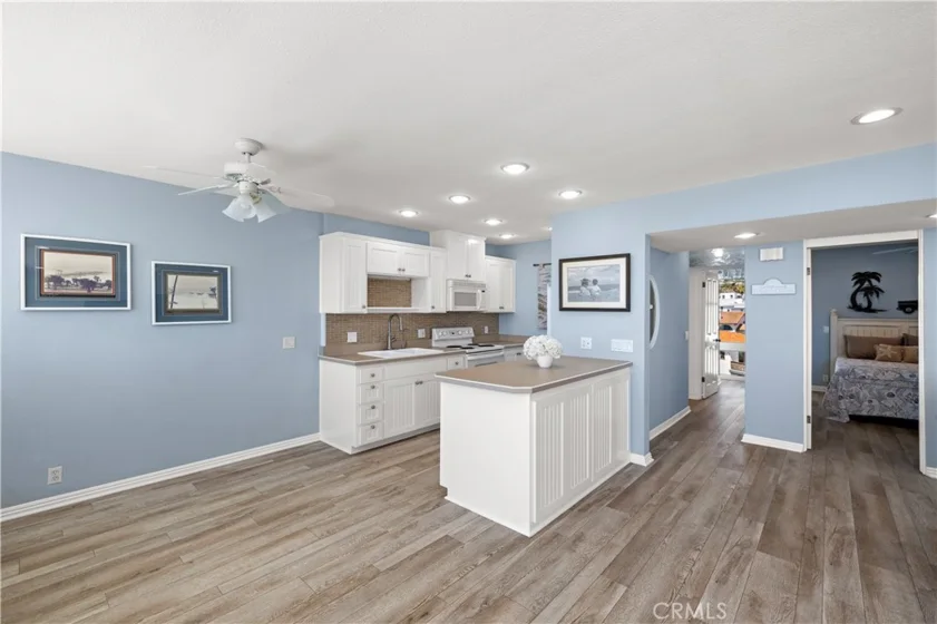420 Monterey Lane #R17 photo 7