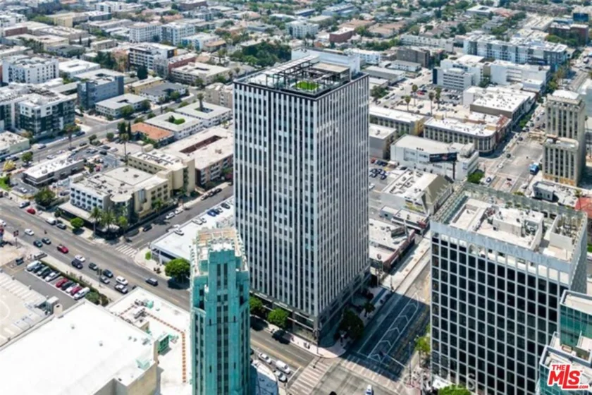 3810 Wilshire Boulevard #1911 photo 29