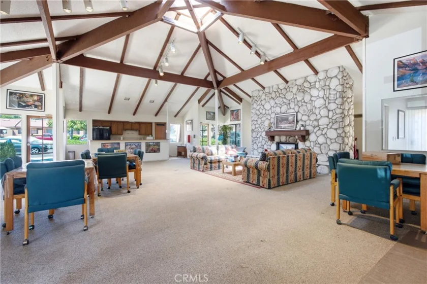 4722 Lakeview photo 6