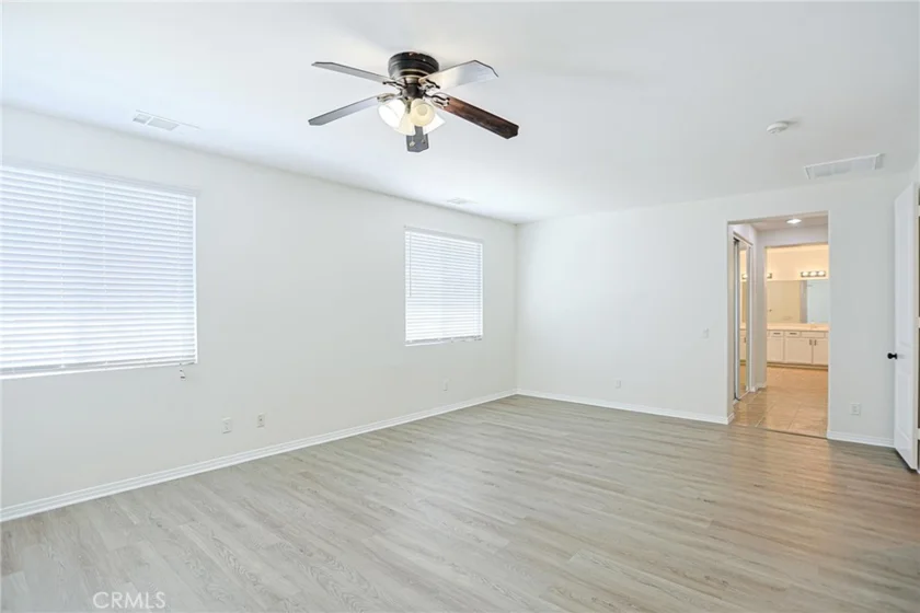 40322 Ariel Hope photo 50