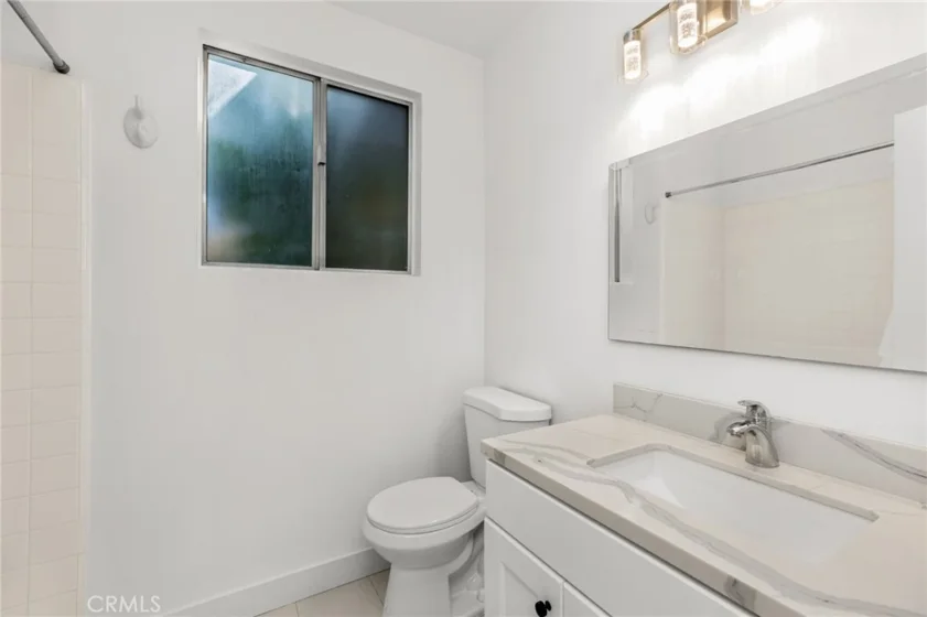 1632 Camden #204 photo 17