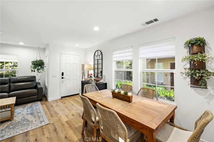 90 Three Vines Court photo 4