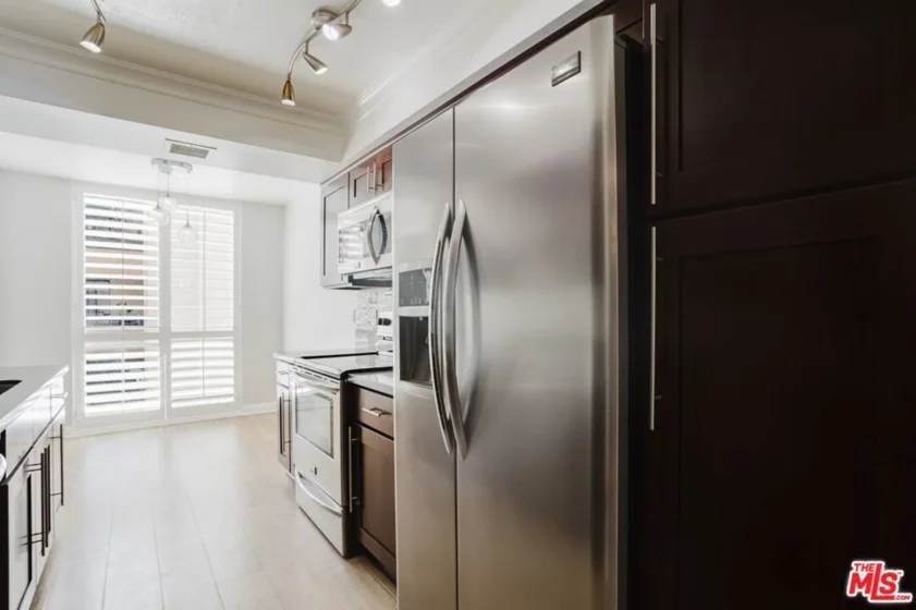 750 S Spaulding Avenue #214 photo 18