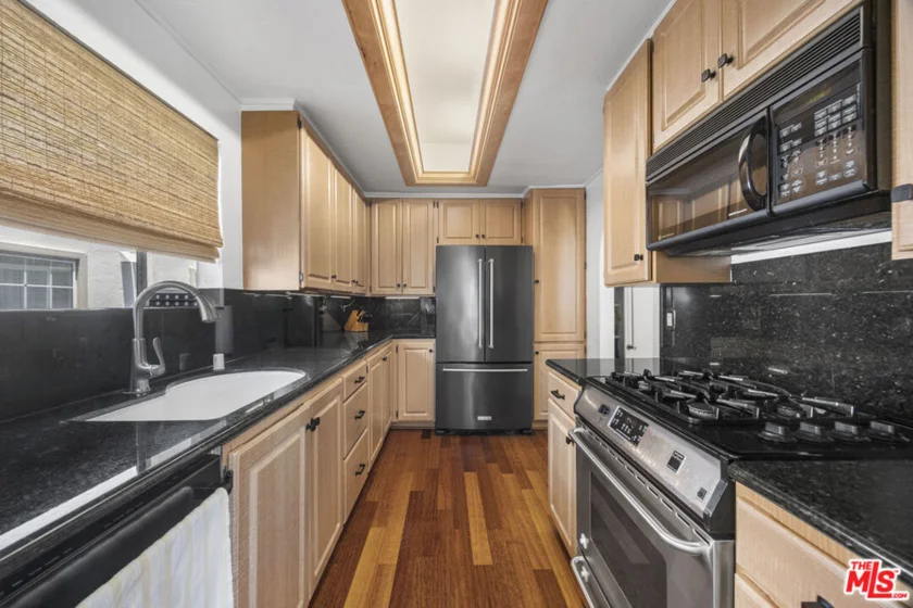 1431 Camden Avenue #303 photo 16