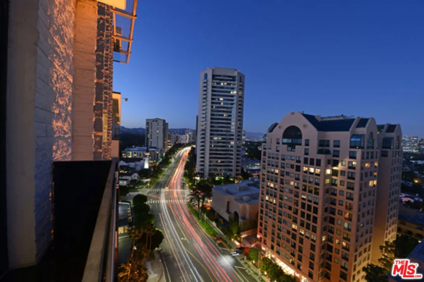 10535 Wilshire Boulevard #1803 photo 19