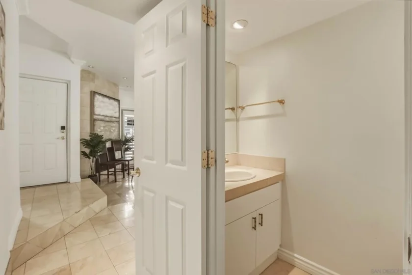 3964 Richmond photo 18