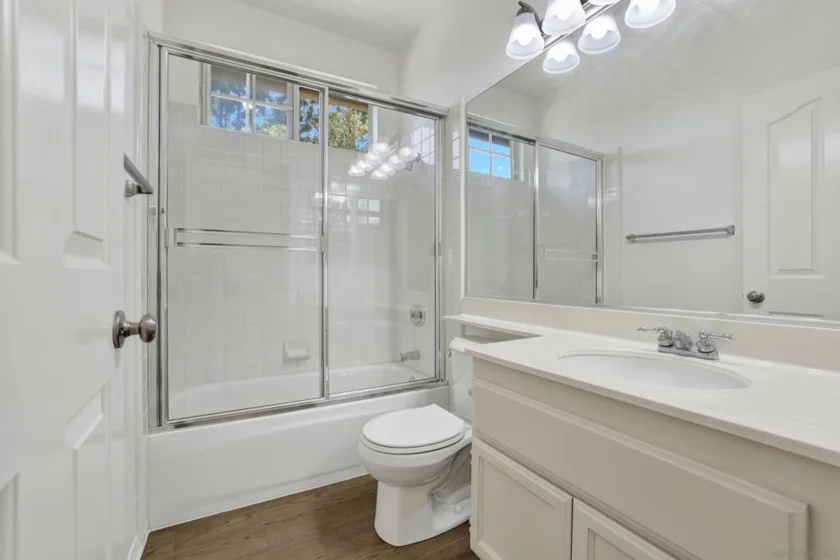 13450 Savanna photo 17