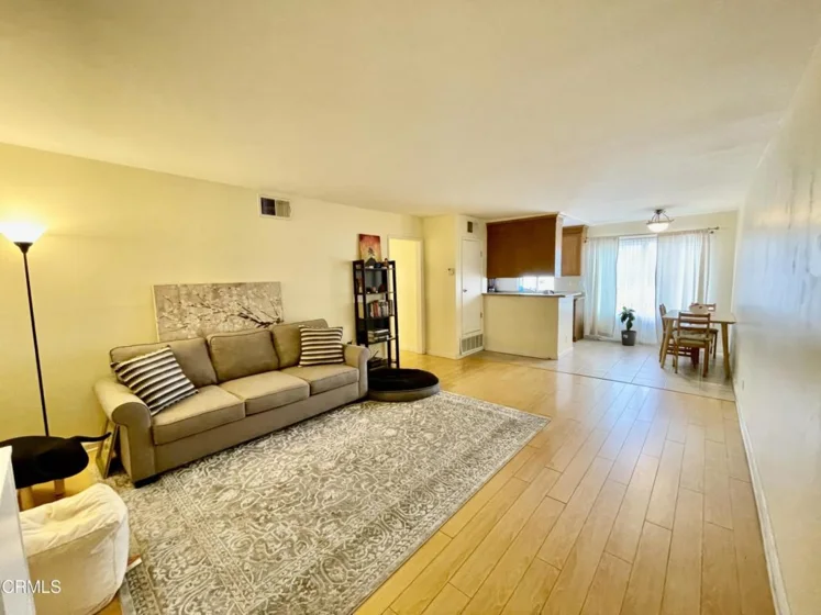 20327 Saticoy Street #206 photo 1