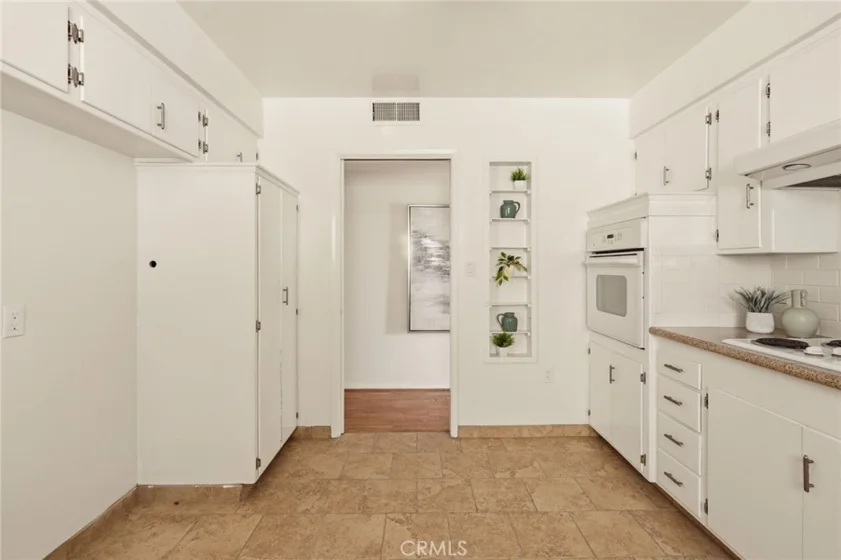 1231 N Columbus #2d photo 19