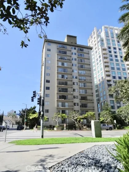 10747 Wilshire Boulevard #PH-3 photo 1