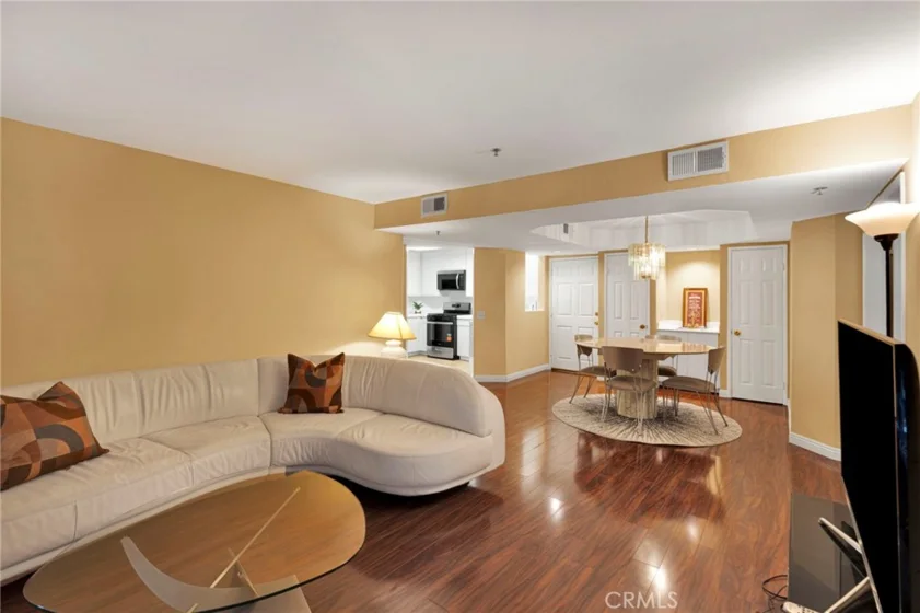 801 Pine Avenue #205 photo 9