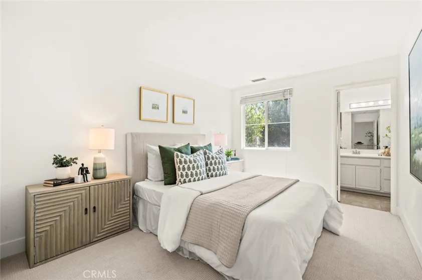 19 Picket photo 15