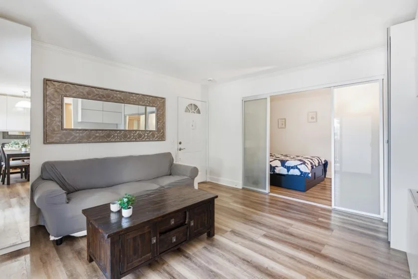 8581 Villa La Jolla #J photo 10
