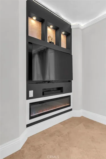 315 W 3rd #512 photo 17