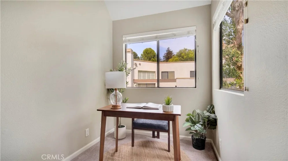 158 N Singingwood Street #2 photo 27