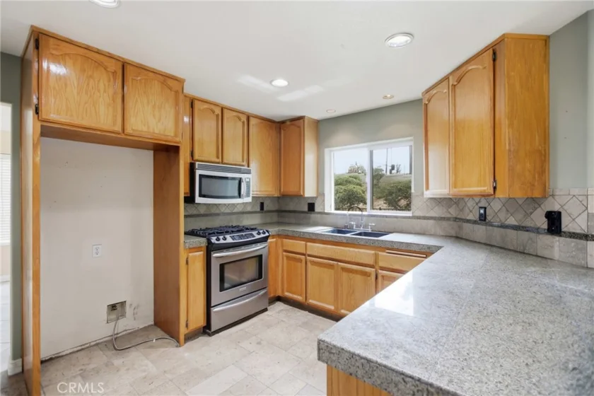 40208 Corte Lorca Road photo 10