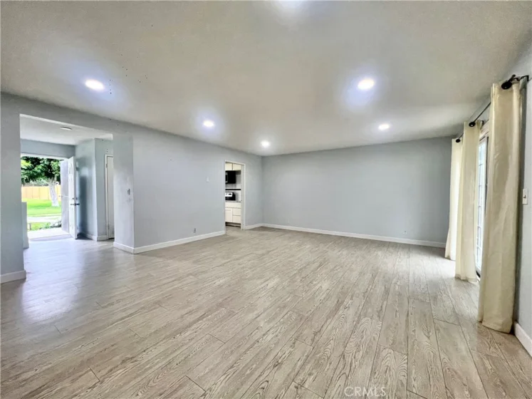 624 S Sullivan #15D photo 2
