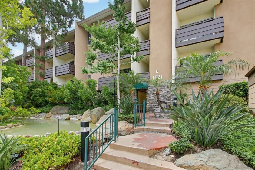 1621 S Hotel Circle #E231 photo 23