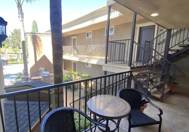 4501 Collwood #5 photo 1