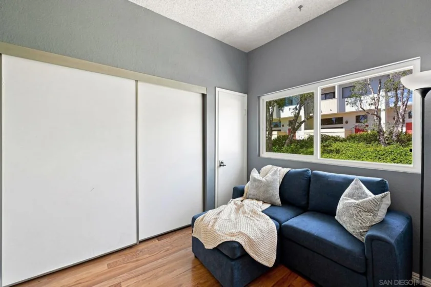 3982 La Jolla Village Drive photo 24