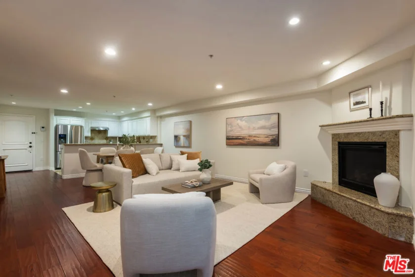4733 Elmwood Avenue #102 photo 12