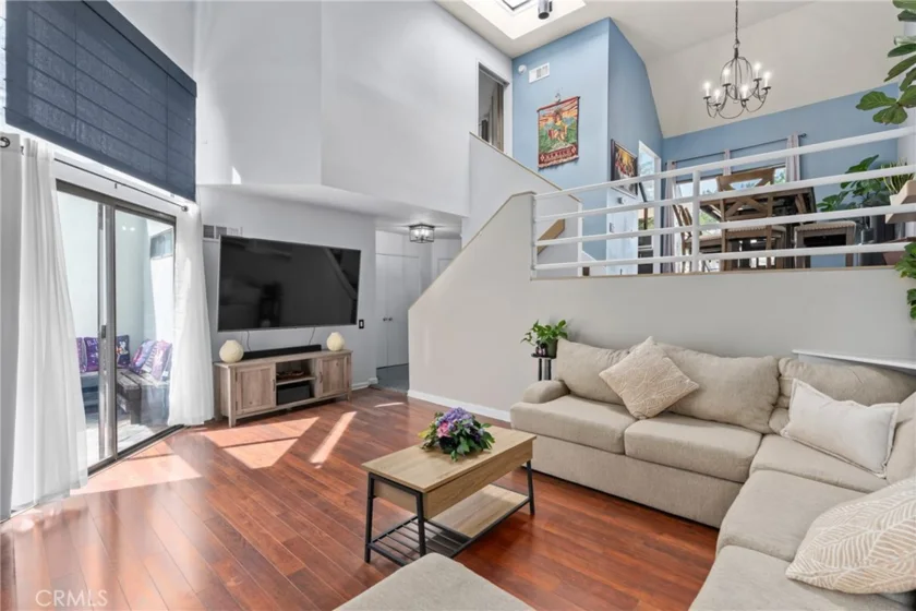 222 N Singingwood Street #4 photo 1
