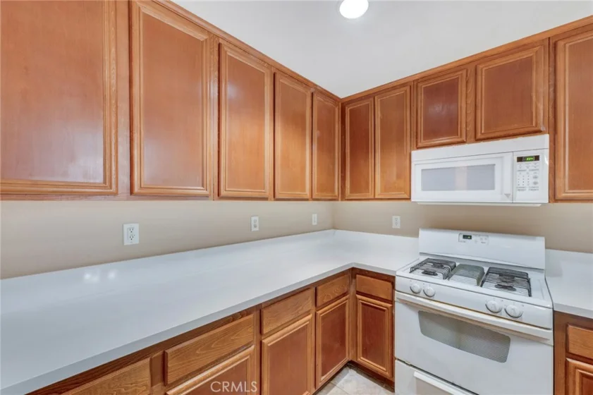 25860 Iris Avenue #B photo 11