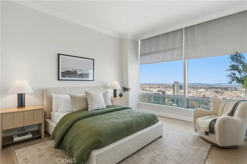 900 W Olympic Boulevard #46C photo 4