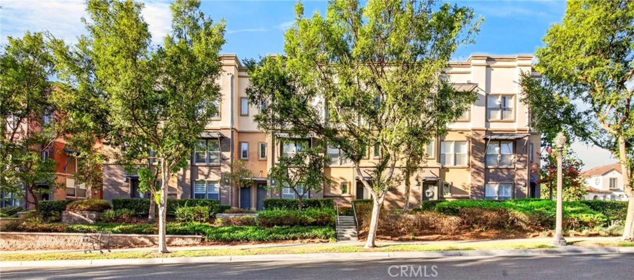2260 Clark photo 16