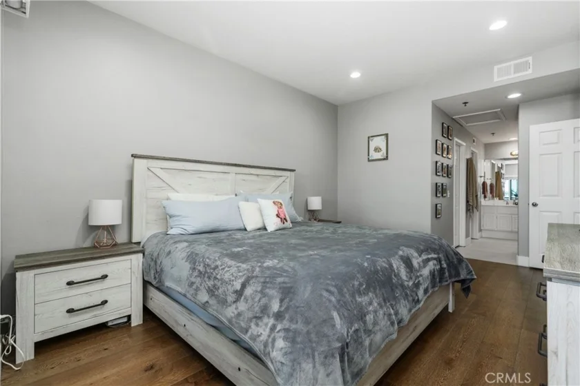 415 Townsquare Lane #308 photo 19