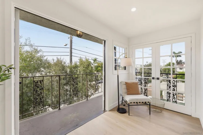 1263 Robinson #13 photo 14