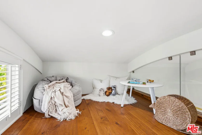 13233 Fiji Way #H photo 31