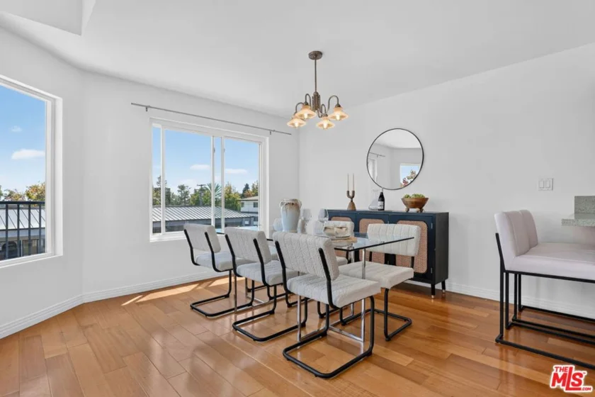 2677 Centinela Avenue #401 photo 9