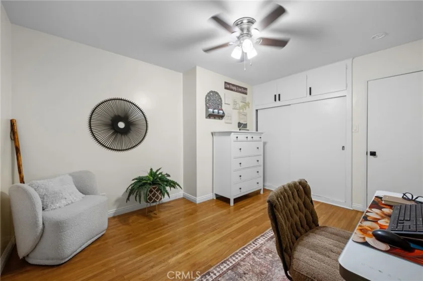 3822 E 1st #1 photo 32