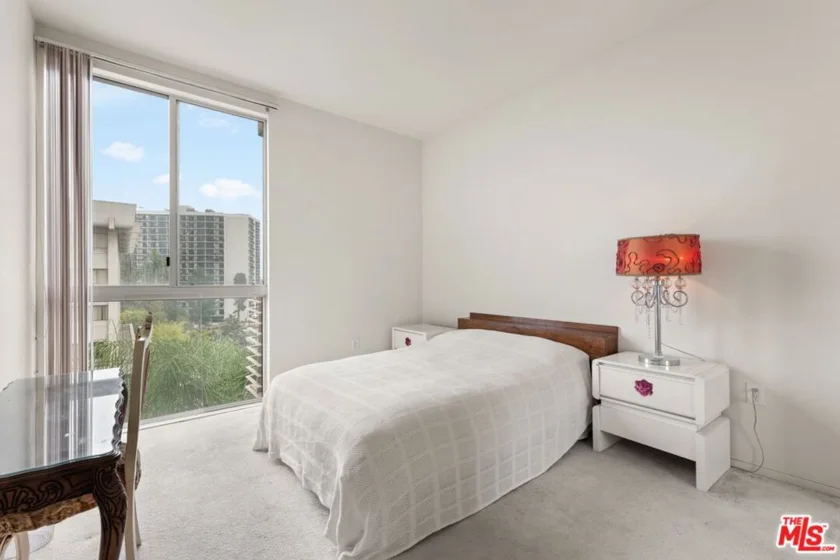 267 S San Pedro Street #623 photo 19