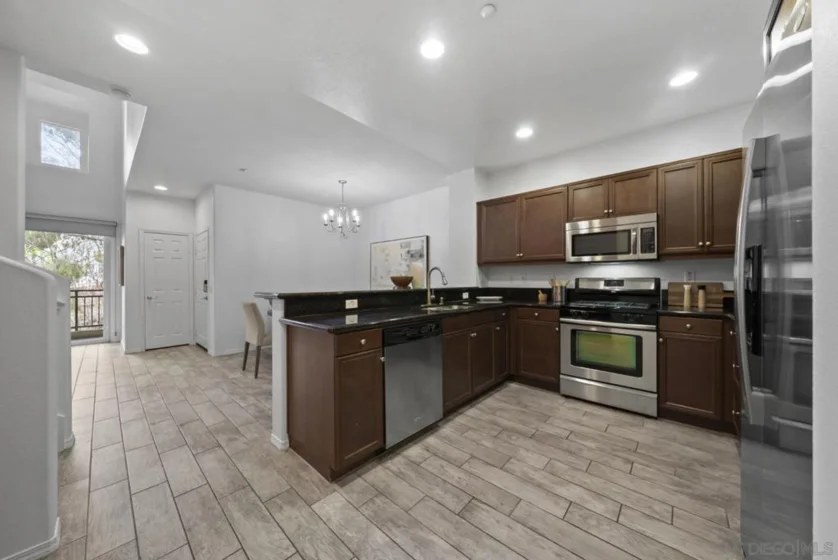 5422 Zeil Place photo 36