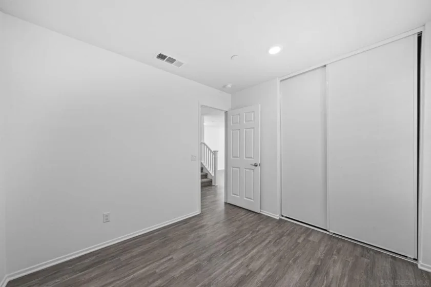 41917 Zafra Street photo 27