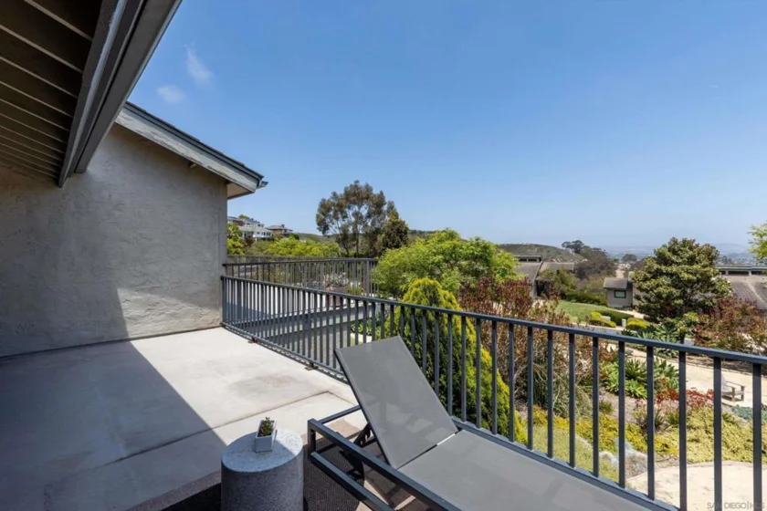 6667 La Jolla Scenic Drive South photo 6