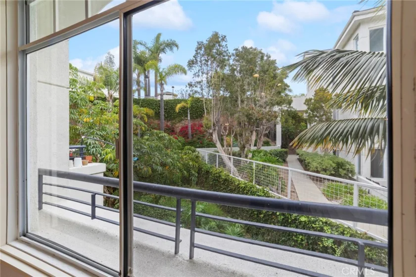 25422 Sea Bluffs Drive #204 photo 27