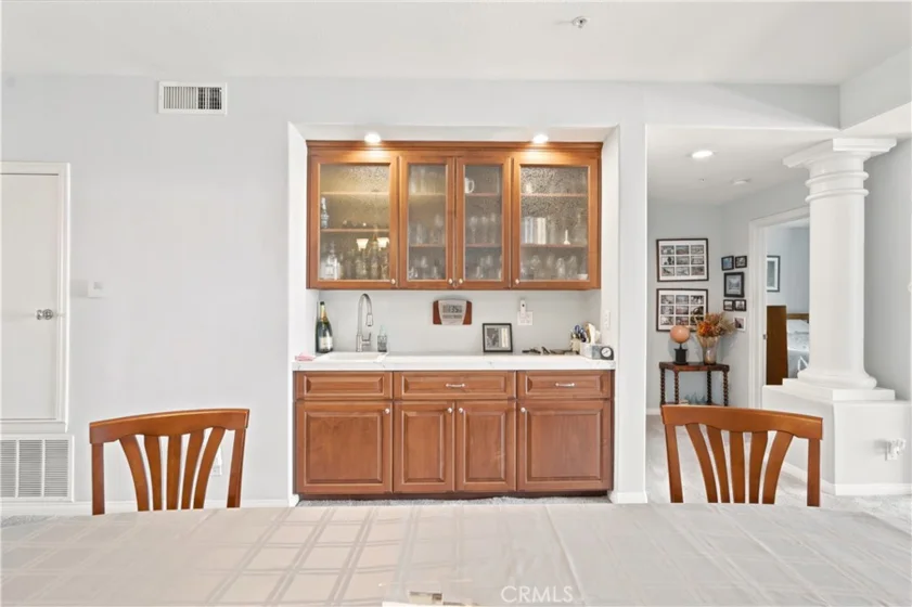4167 Warner #205 photo 10