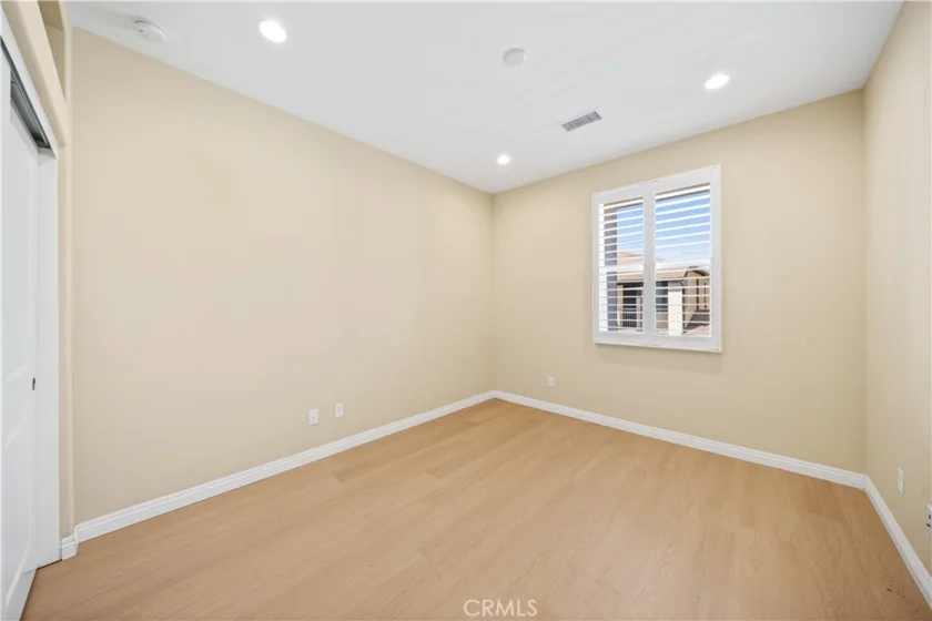 190 Crescent Moon photo 31
