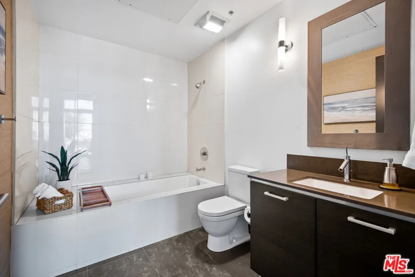13320 Beach Avenue #304 photo 17